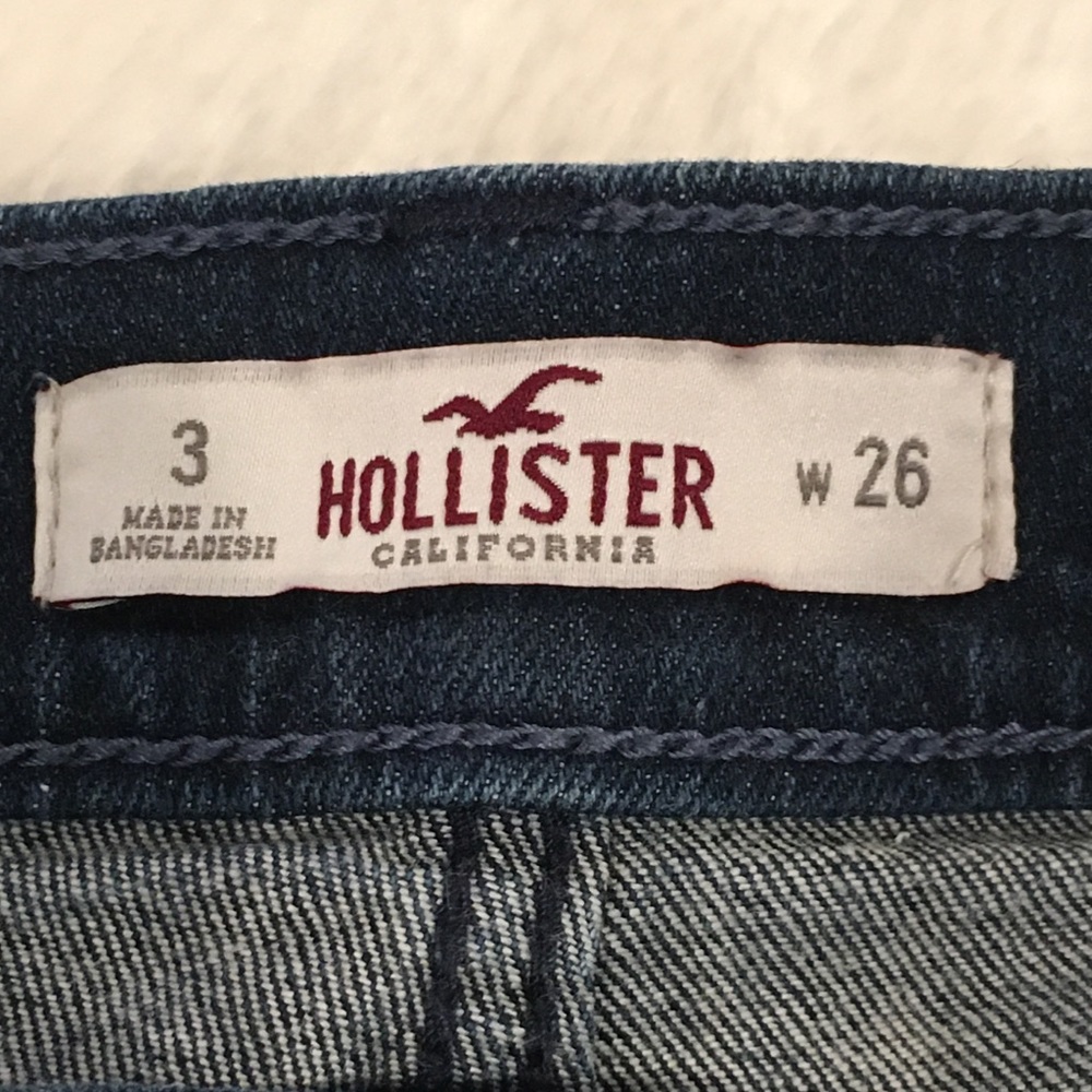 Hollister | Cuffed Denim Shorts - Picture 5 of 6